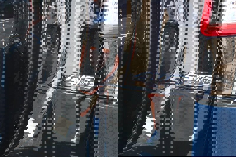 Used 2012 Toyota RAV4 4WD w/ Value Pkg image 7