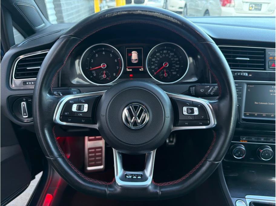 Used 2017 Volkswagen GTI SE FWD image 14