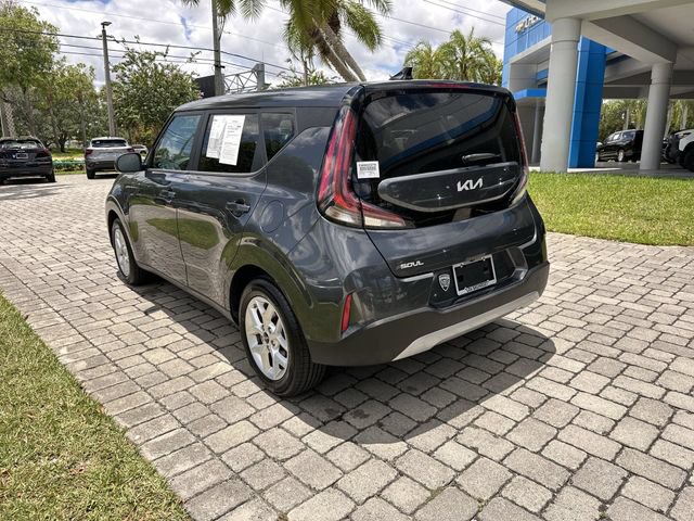Used 2024 Kia Soul LX w/ Option Group 015 FWD image 35