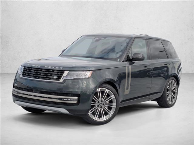 Used 2025 Land Rover Range Rover SE