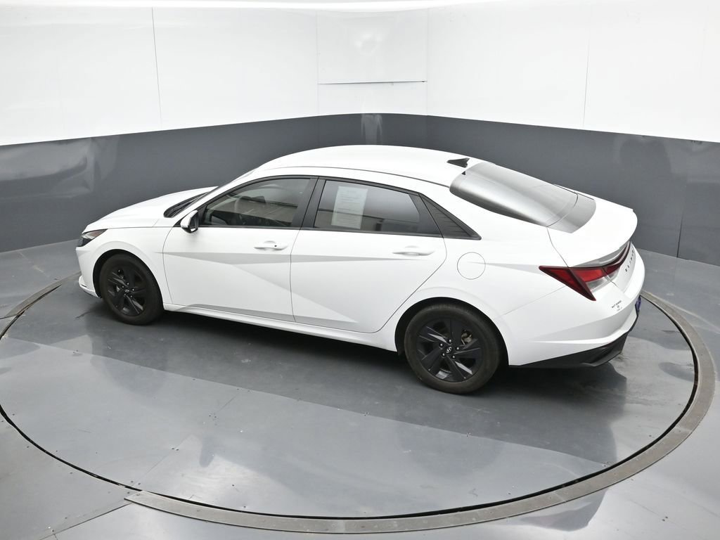 Used 2023 Hyundai Elantra SEL FWD image 48