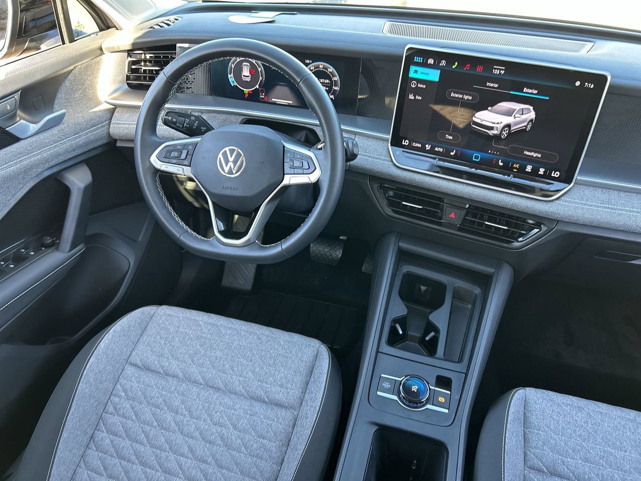 Certified 2026 Volkswagen Tiguan S FWD image 11