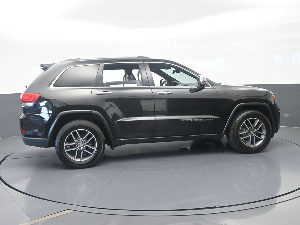 Used 2017 Jeep Grand Cherokee Limited w/ Luxury Group II RWD image 7