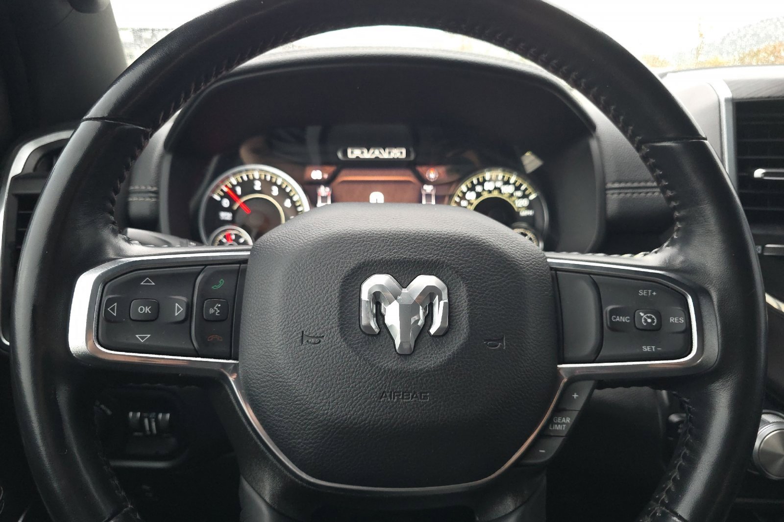 Used 2023 RAM 1500 Laramie image 25