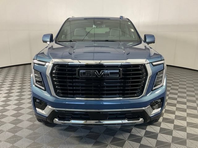 Used 2025 GMC Yukon XL Elevation w/ LPO, Elevation Black Package AWD/4WD image 2