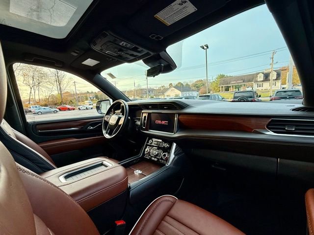 Used 2024 GMC Yukon XL Denali Ultimate image 25