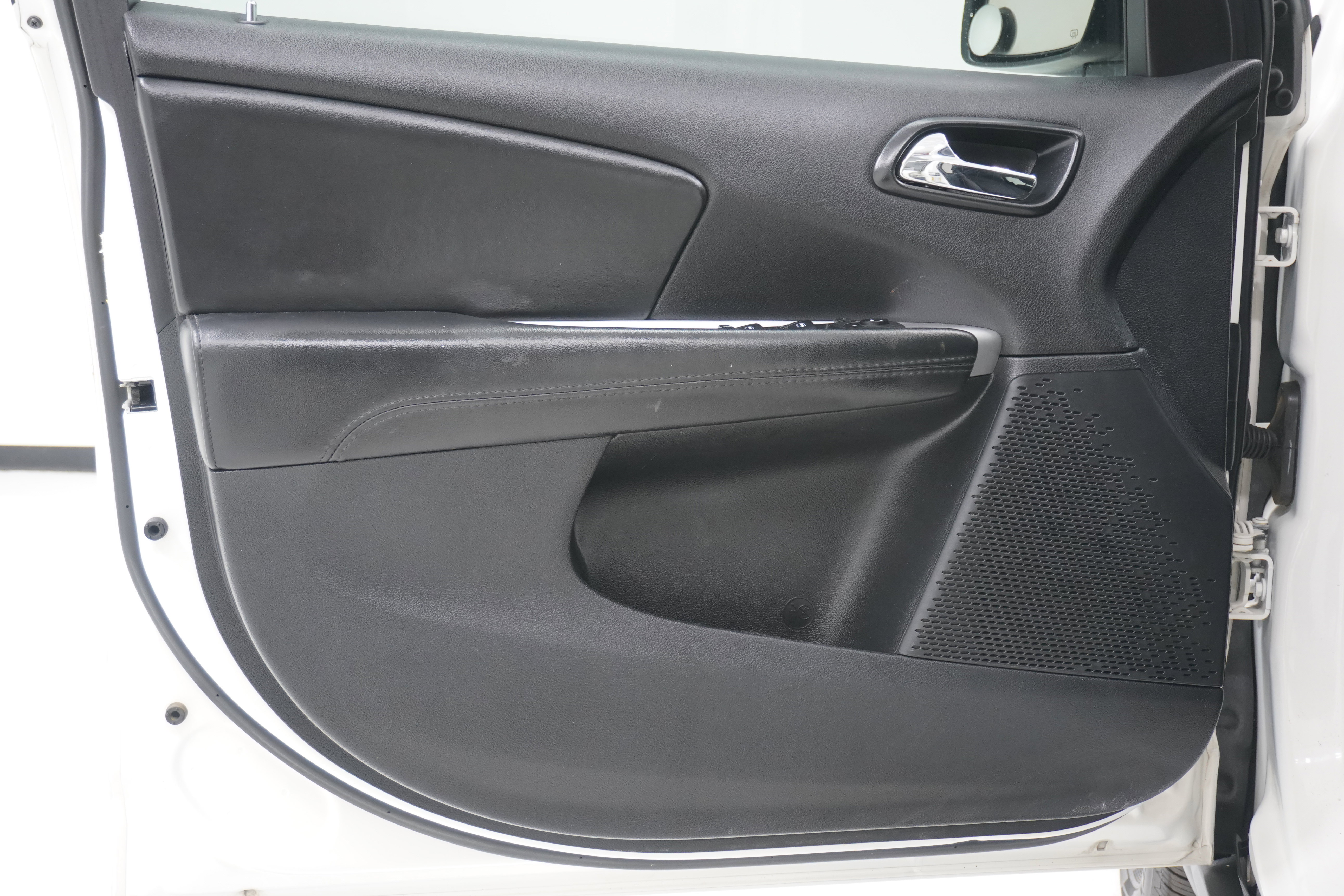 Used 2019 Dodge Journey SE w/ Connectivity Group image 14