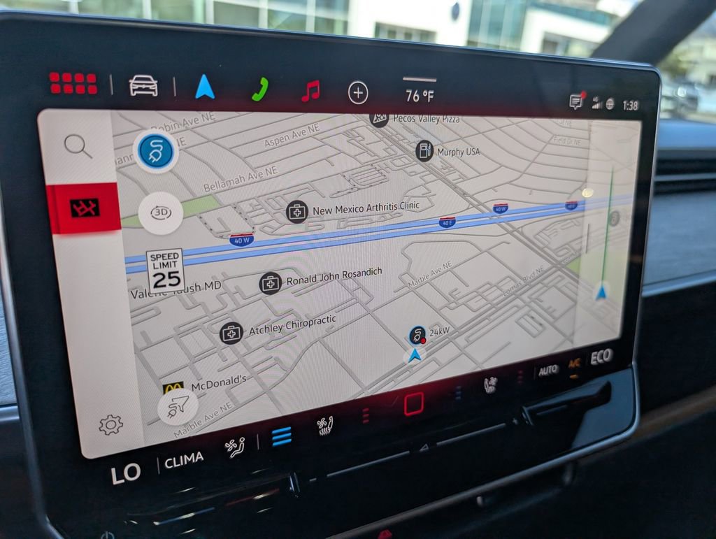 New 2025 Volkswagen ID. Buzz Pro S image 12