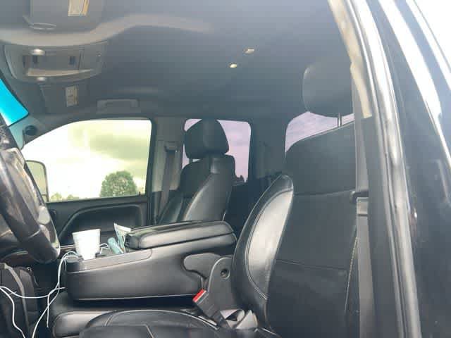 Used 2015 GMC Sierra 2500 SLT w/ Suspension Package, Off-Road AWD/4WD image 5