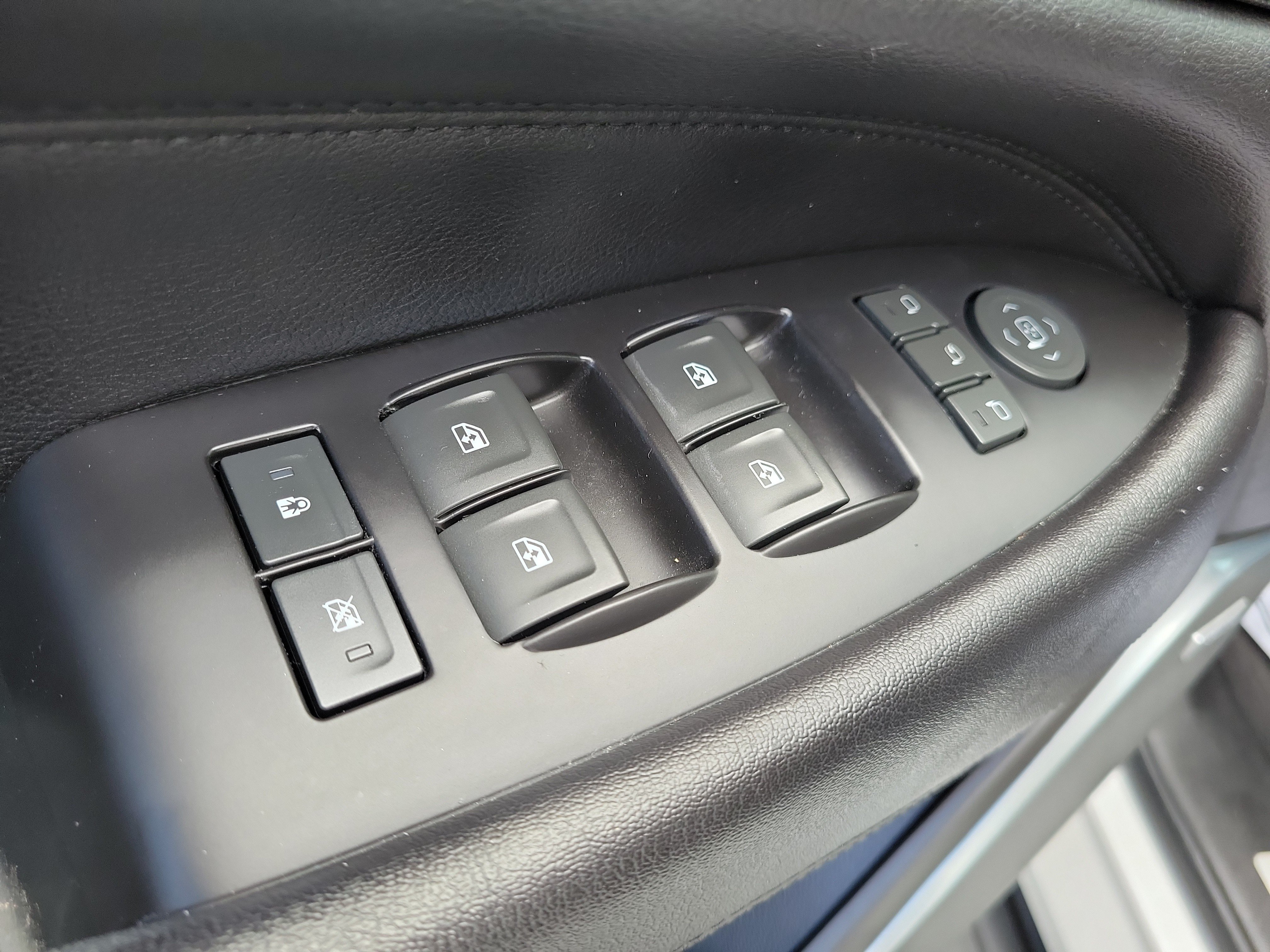 Used 2020 Cadillac Escalade Luxury AWD/4WD image 21