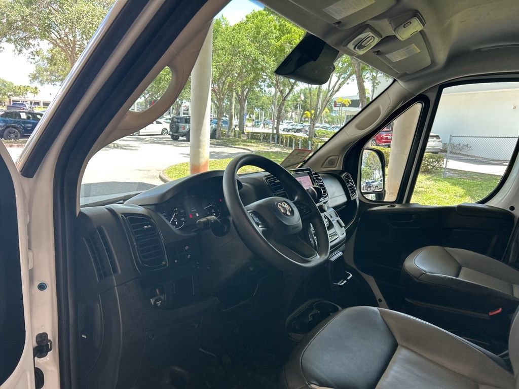 Used 2025 RAM ProMaster 2500 w/ Convenience Group FWD image 6