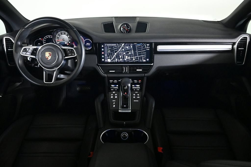 Certified 2023 Porsche Cayenne Platinum Edition AWD/4WD image 11