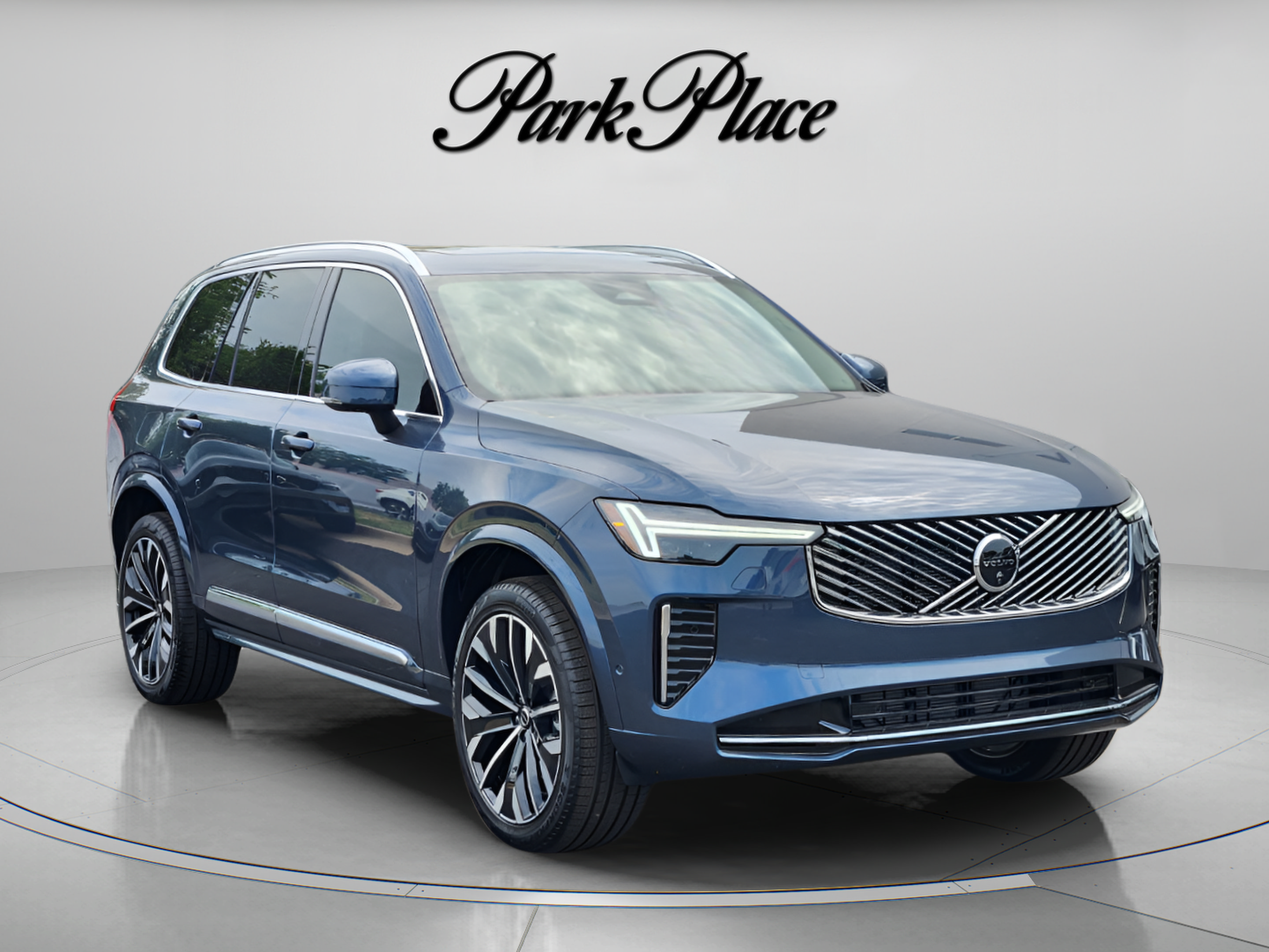 Used 2026 Volvo XC90 B5 Ultra w/ Protection Package Premier AWD/4WD image 8