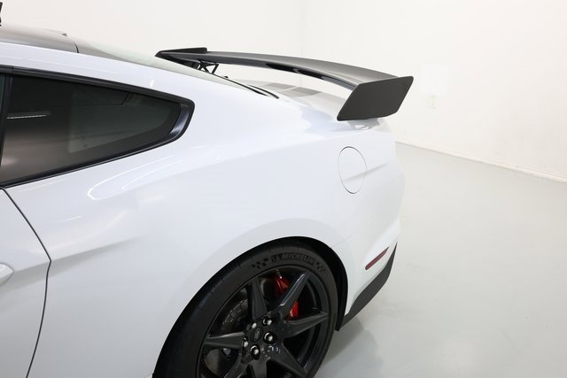 Used 2021 Ford Mustang Shelby GT500 w/ Carbon Fiber Track Pack image 56