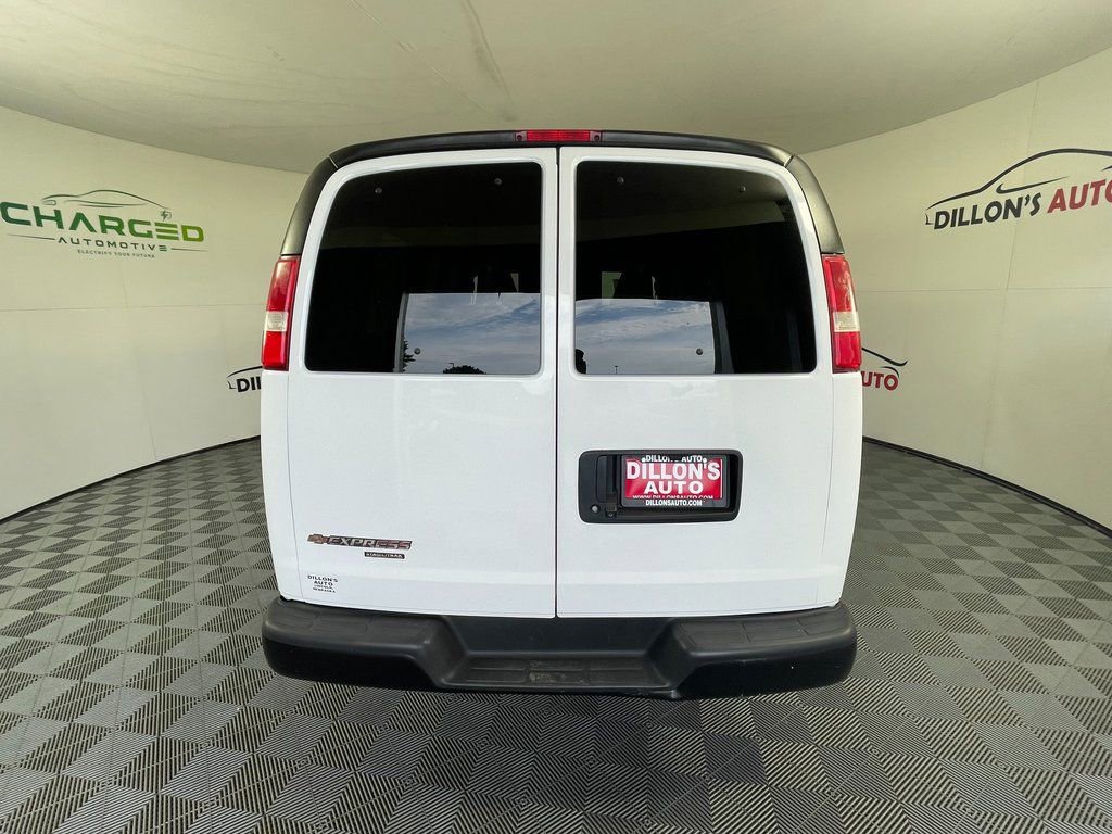 Used 2016 Chevrolet Express 2500 LS RWD image 5