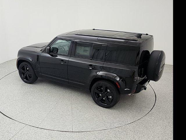 New 2026 Land Rover Defender 110 X-Dynamic SE AWD/4WD image 39