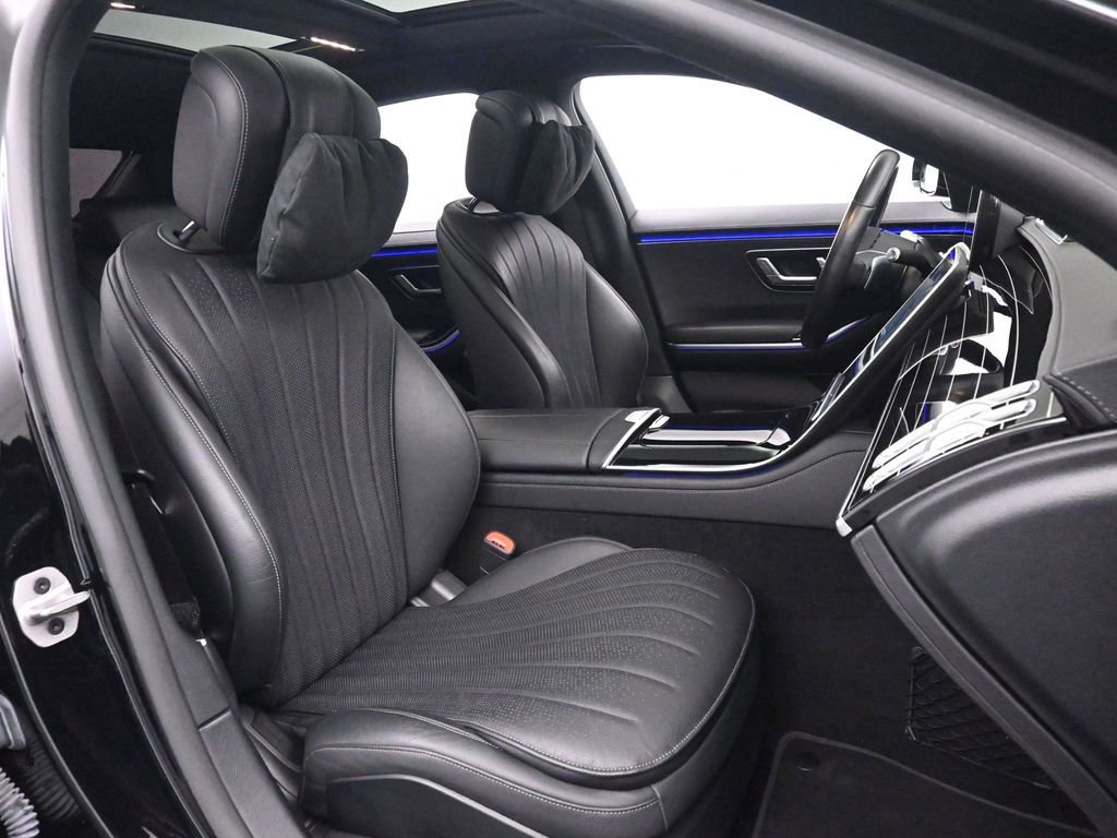 Used 2023 Mercedes-Benz S 500 4MATIC w/ AMG Line image 28