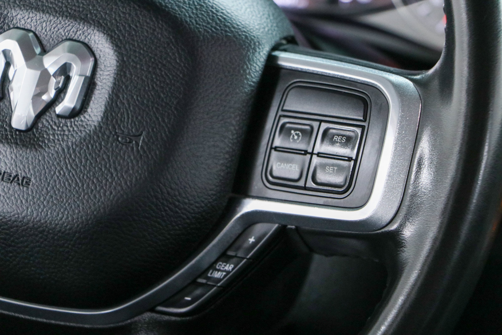 Used 2022 RAM 2500 Laramie w/ Protection Group AWD/4WD image 14