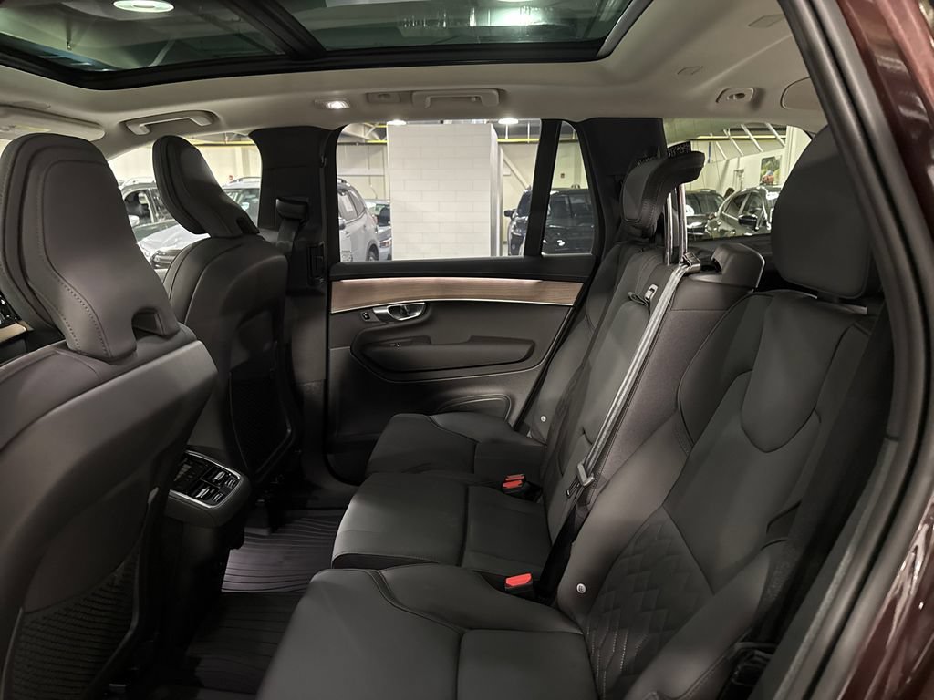 Certified 2026 Volvo XC90 B5 Plus w/ Protection Package Premier AWD/4WD image 22