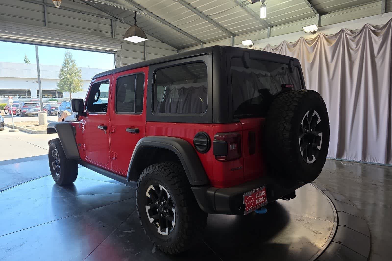 Used 2024 Jeep Wrangler Unlimited Rubicon 4xe AWD/4WD image 7