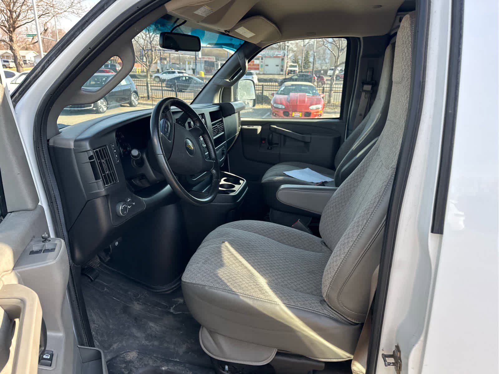 Used 2022 Chevrolet Express 2500 Extended w/ Driver Convenience Package image 13