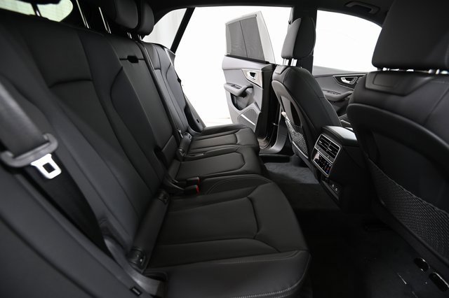 New 2026 Audi Q8 Premium Plus image 29