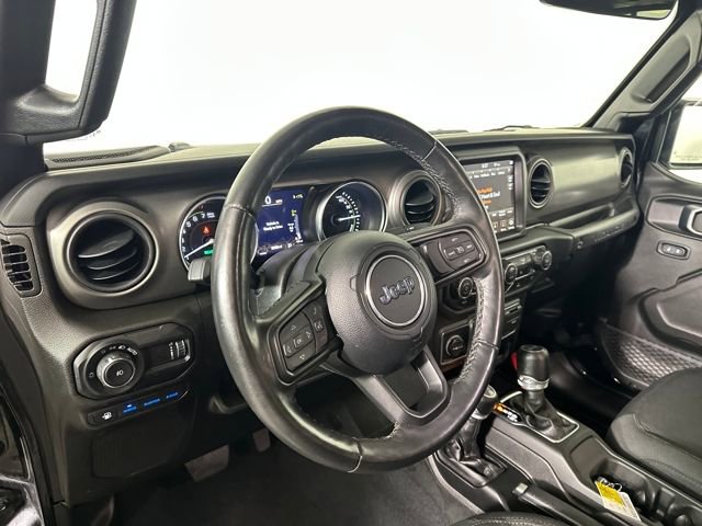 Used 2023 Jeep Wrangler Unlimited w/ Cold Weather Group image 13
