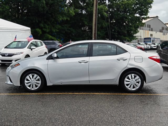 Used 2014 Toyota Corolla LE FWD image 4