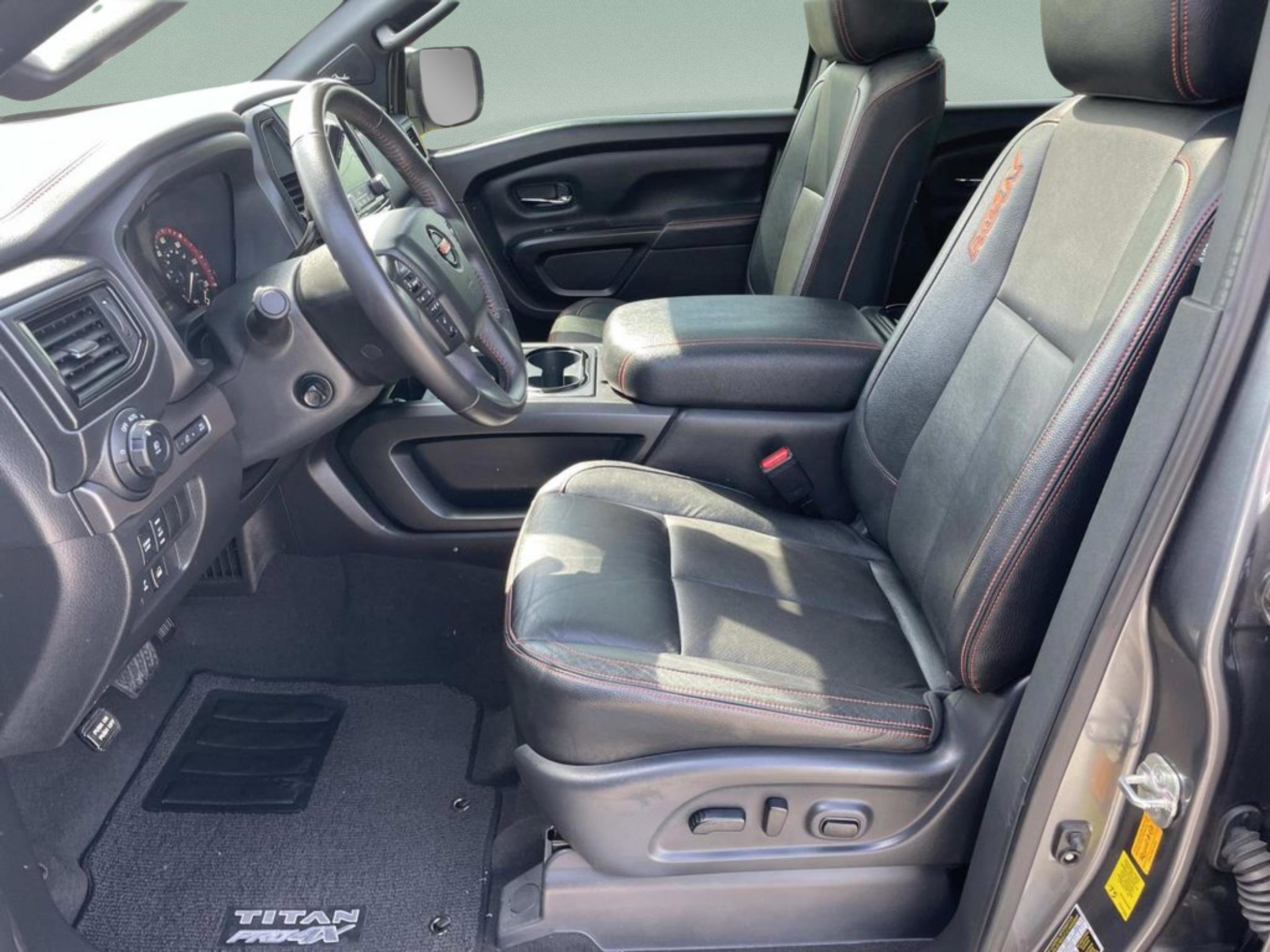 Used 2021 Nissan Titan PRO-4X w/ Pro-4x Convenience Package AWD/4WD image 22