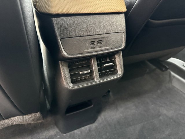 Used 2025 Chevrolet Equinox ACTIV image 7