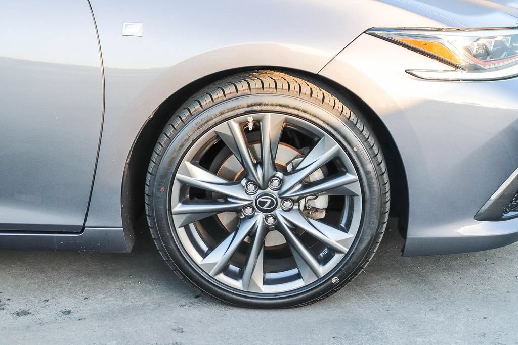 Used 2020 Lexus ES 350 F Sport w/ Accessory Package 2 FWD image 11