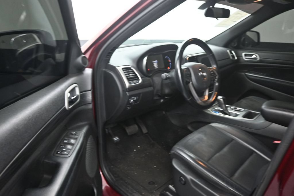 Used 2021 Jeep Grand Cherokee Laredo X RWD image 10
