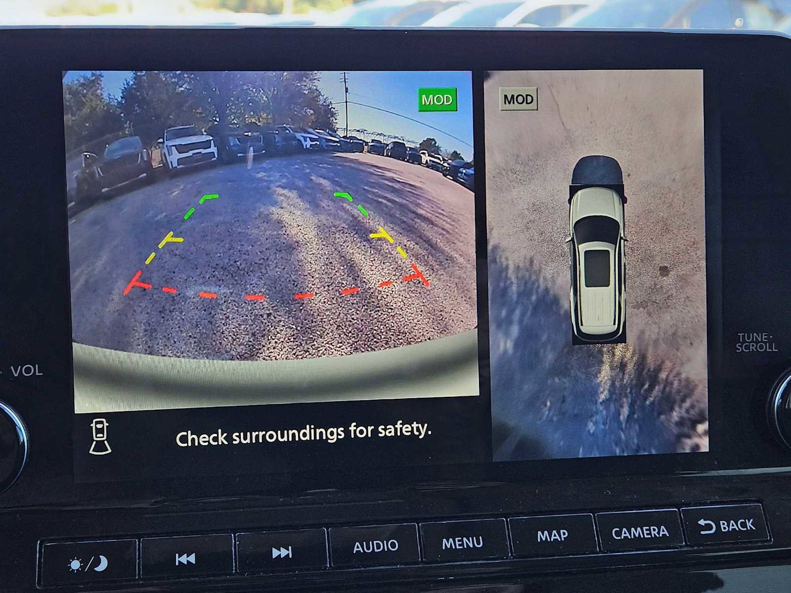 Used 2022 Nissan Pathfinder SL image 22