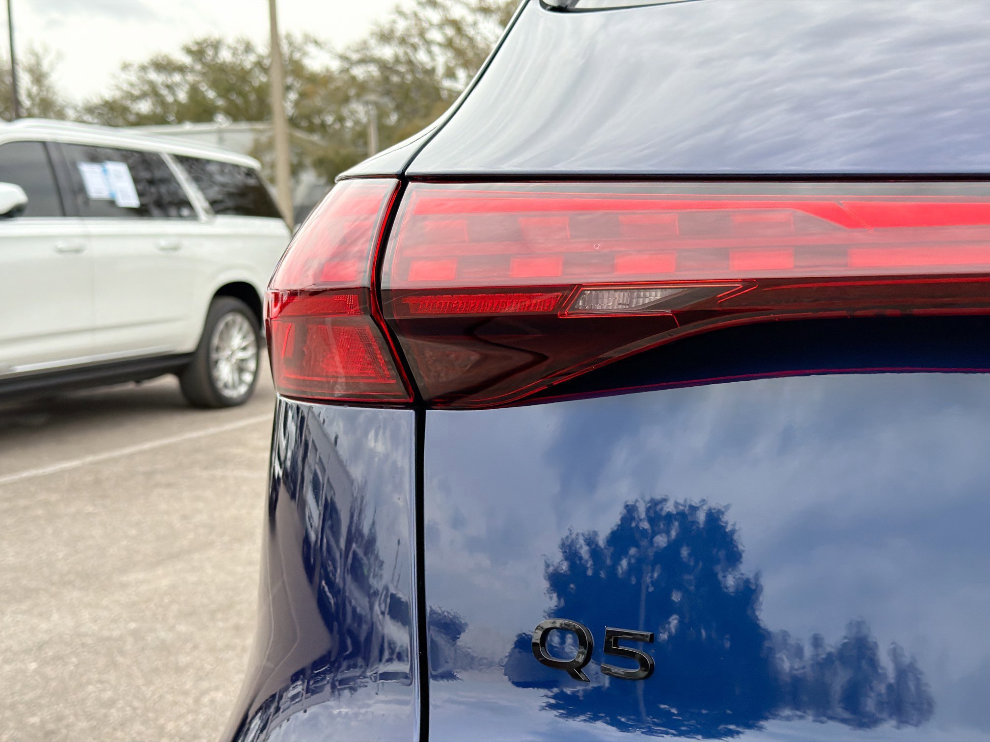New 2025 Audi Q5 Premium AWD/4WD image 10