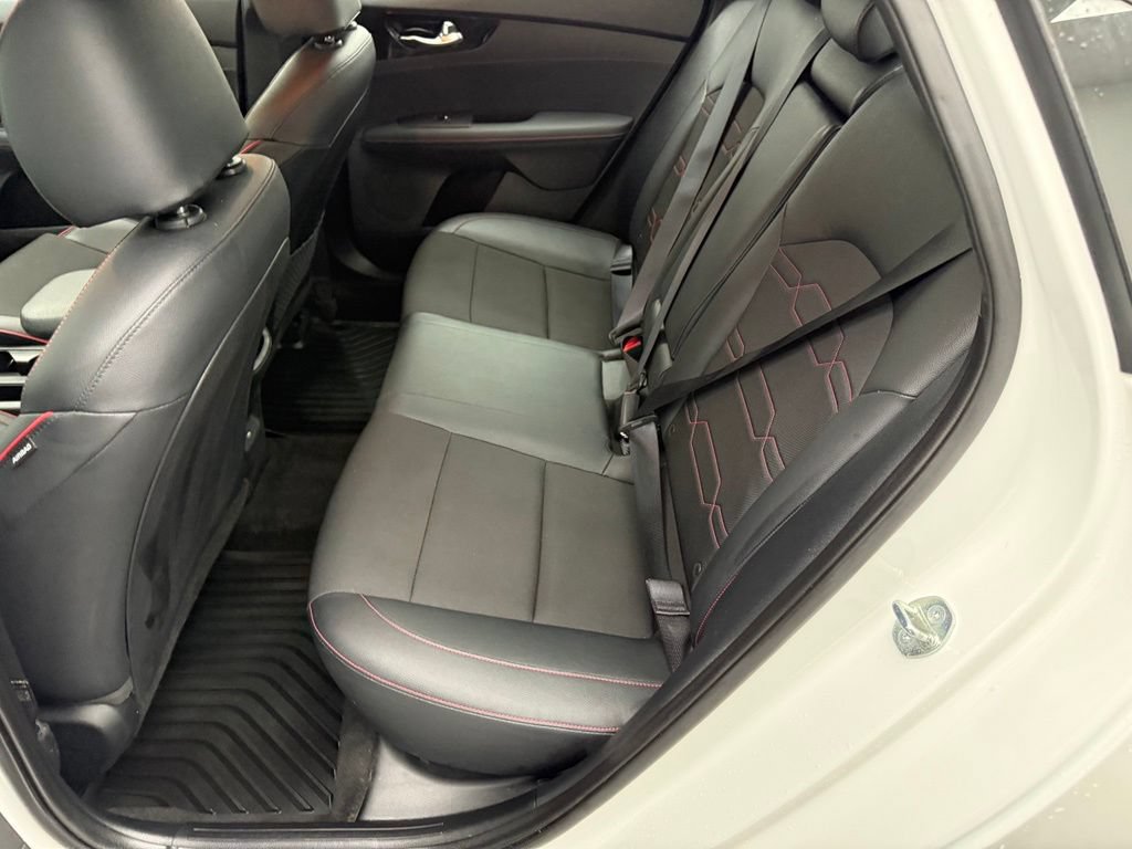 Used 2023 Kia Forte GT FWD image 31
