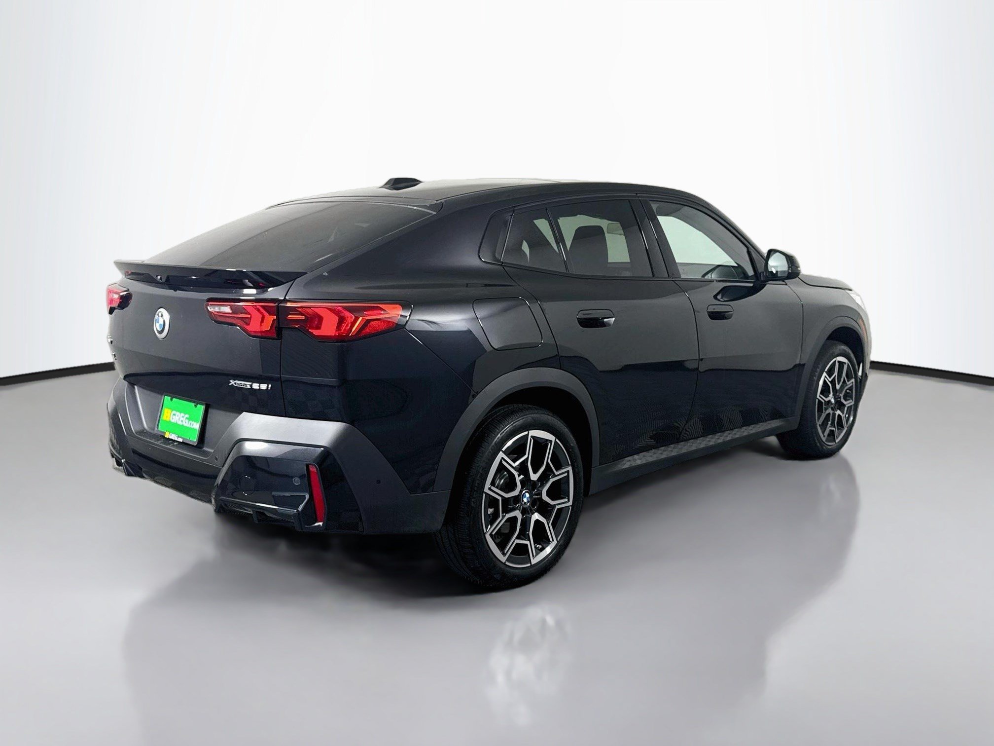 Used 2026 BMW X2 xDrive28i AWD/4WD image 10
