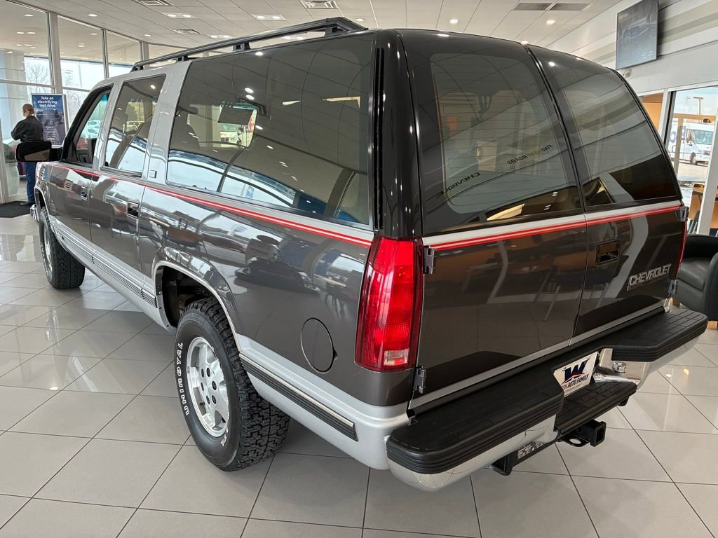 Used 1993 Chevrolet Suburban 4WD image 5