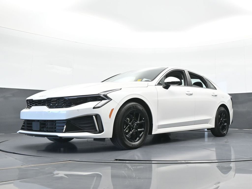 New 2025 Kia K5 LXS FWD image 49