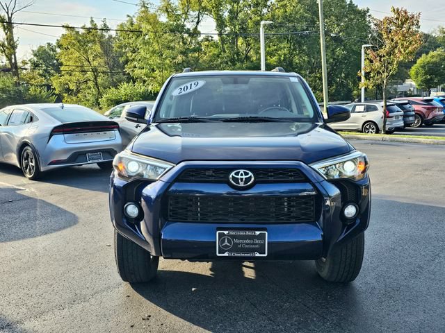 Used 2019 Toyota 4Runner SR5 AWD/4WD image 3