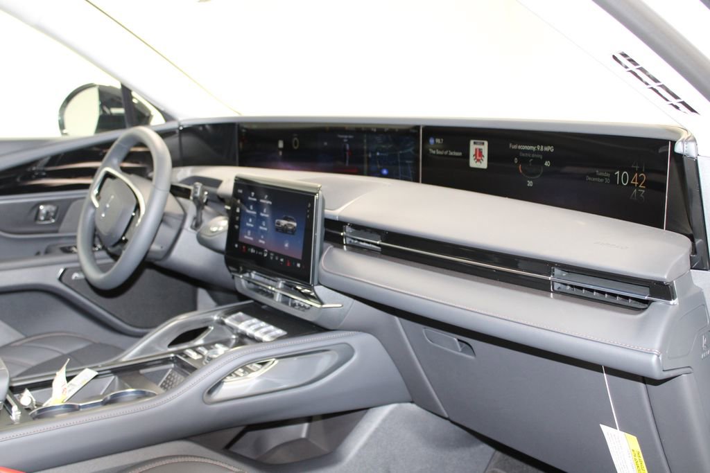 New 2026 Lincoln Nautilus Premier w/ Equipment Group 102A image 29