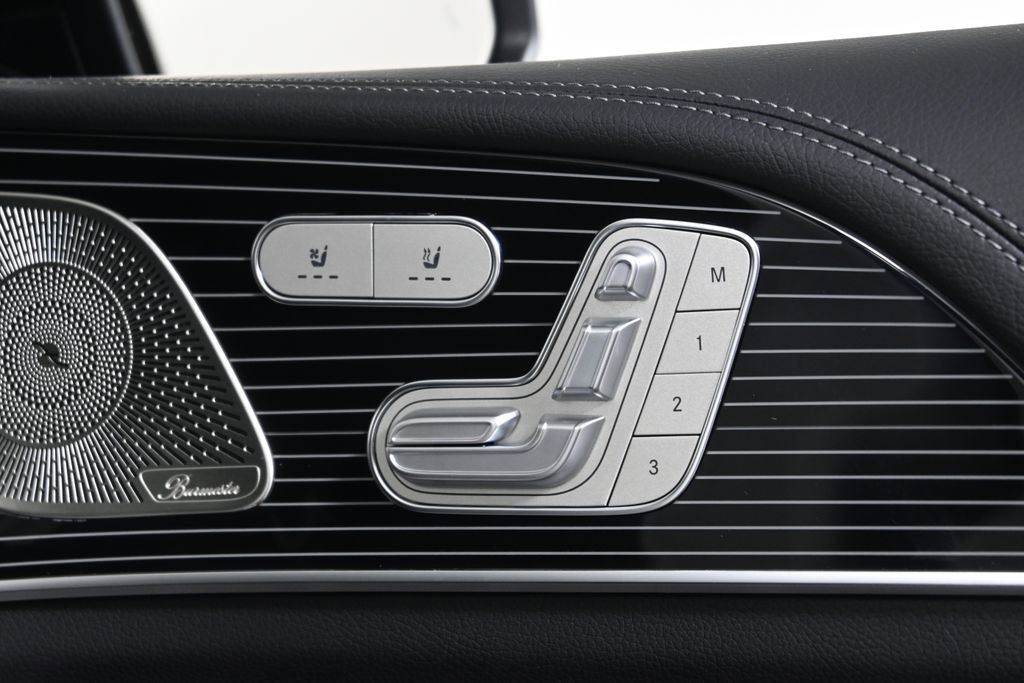 New 2026 Mercedes-Benz GLS 450 4MATIC image 23
