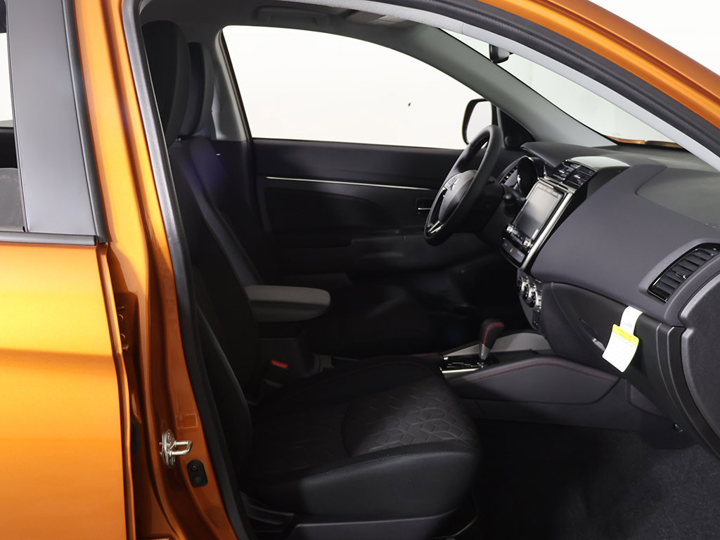 New 2027 Mitsubishi Outlander Sport LE AWD/4WD image 22