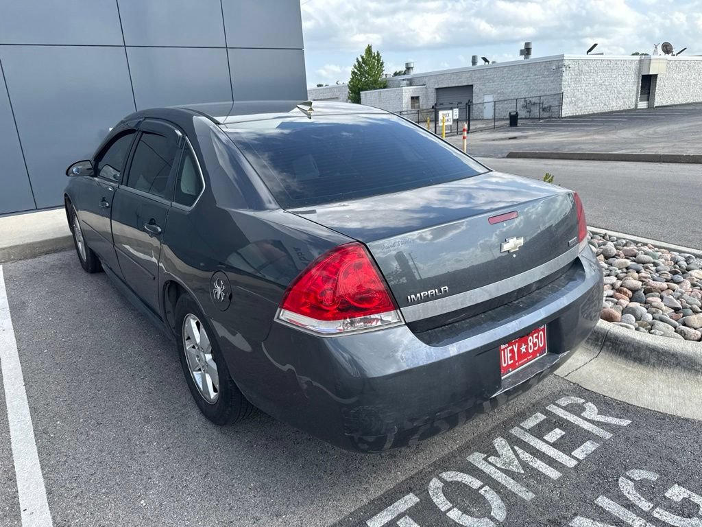 Used 2011 Chevrolet Impala LS FWD image 4