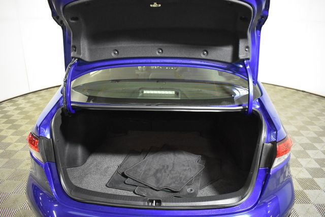Used 2021 Toyota Corolla SE w/ Carpet Mat Package (TMS) image 26