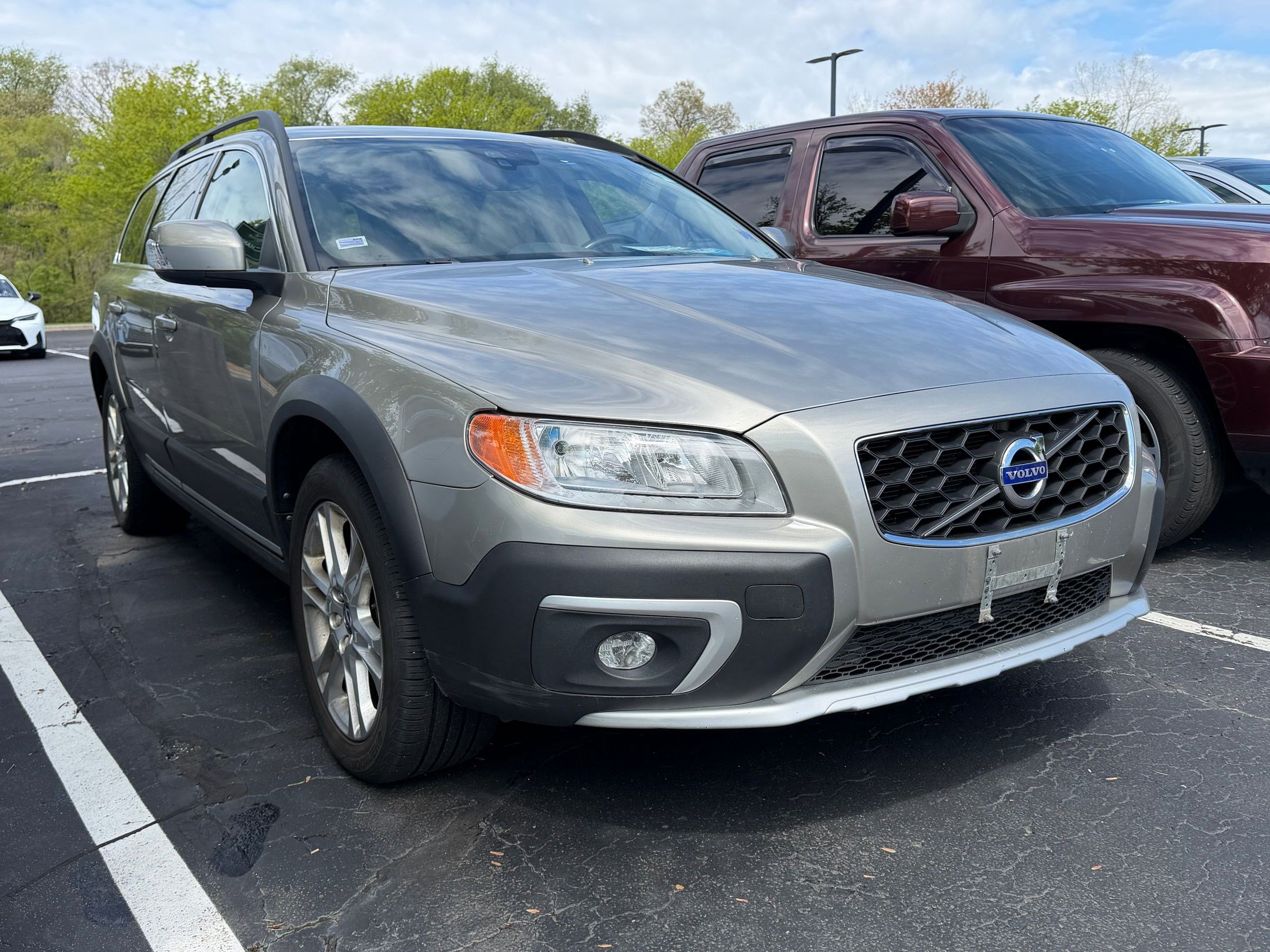 Used 2016 Volvo XC70 T5 Premier w/ Proximity Package AWD/4WD image 4