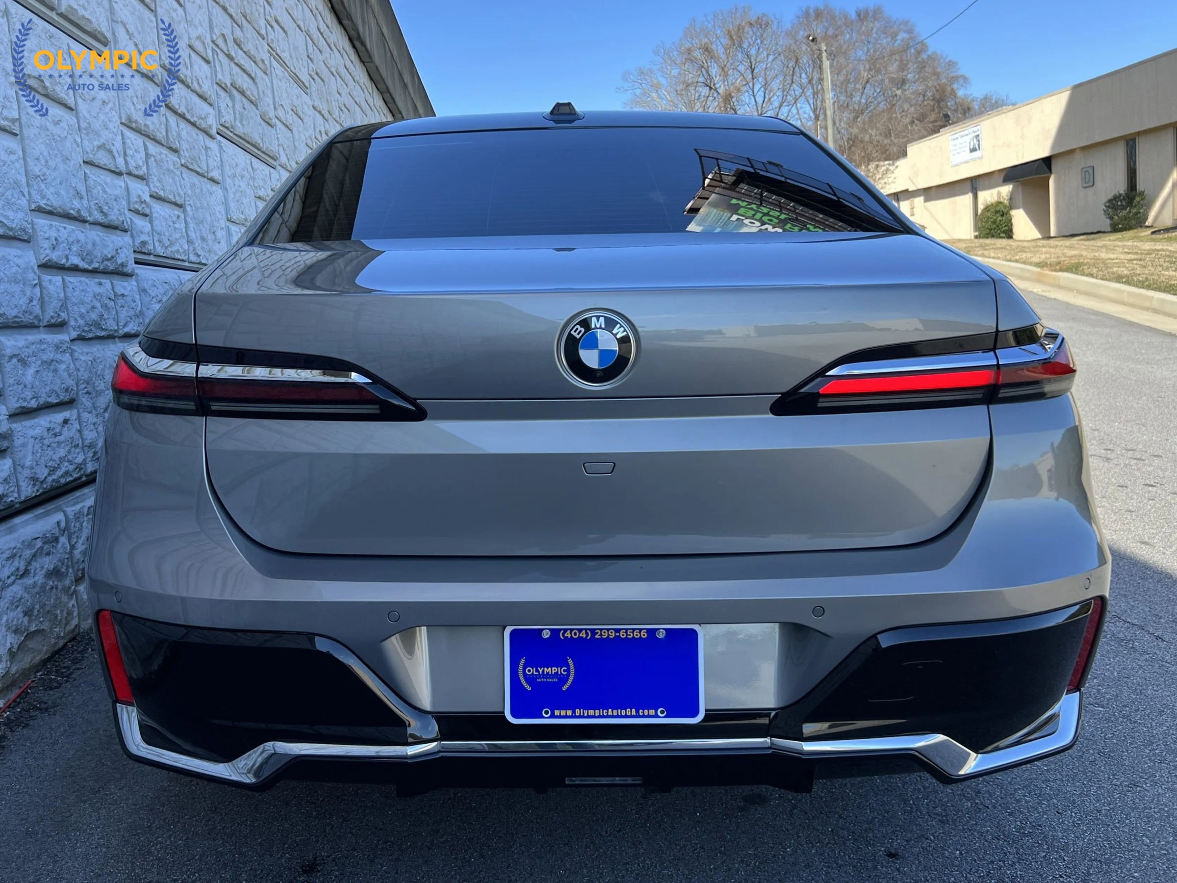 Used 2023 BMW 740i image 5