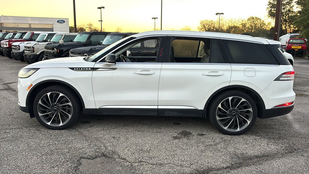 Used 2025 Lincoln Aviator Reserve w/ Equipment Group 201A AWD/4WD image 4