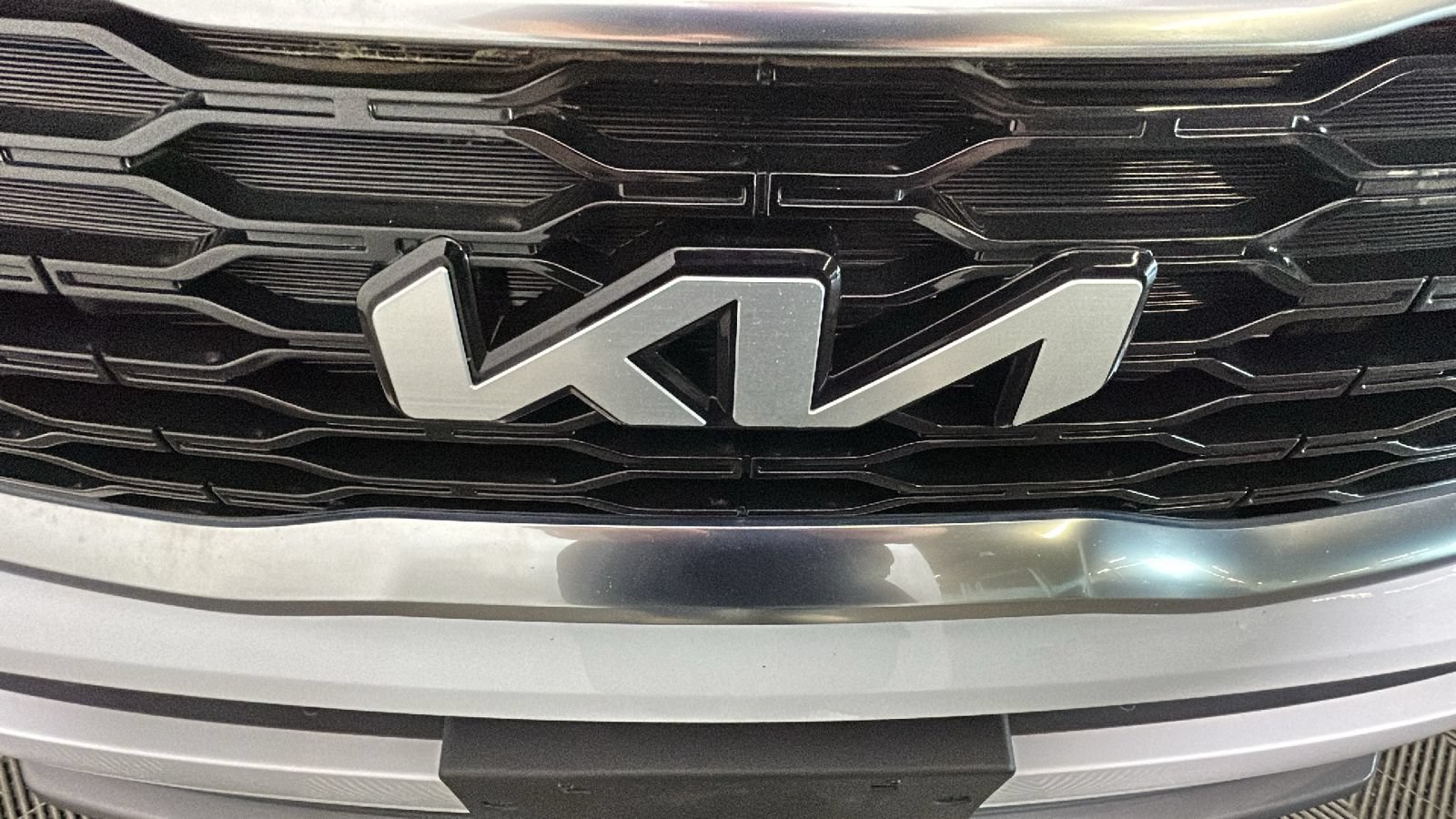 Used 2022 Kia Telluride EX FWD image 10