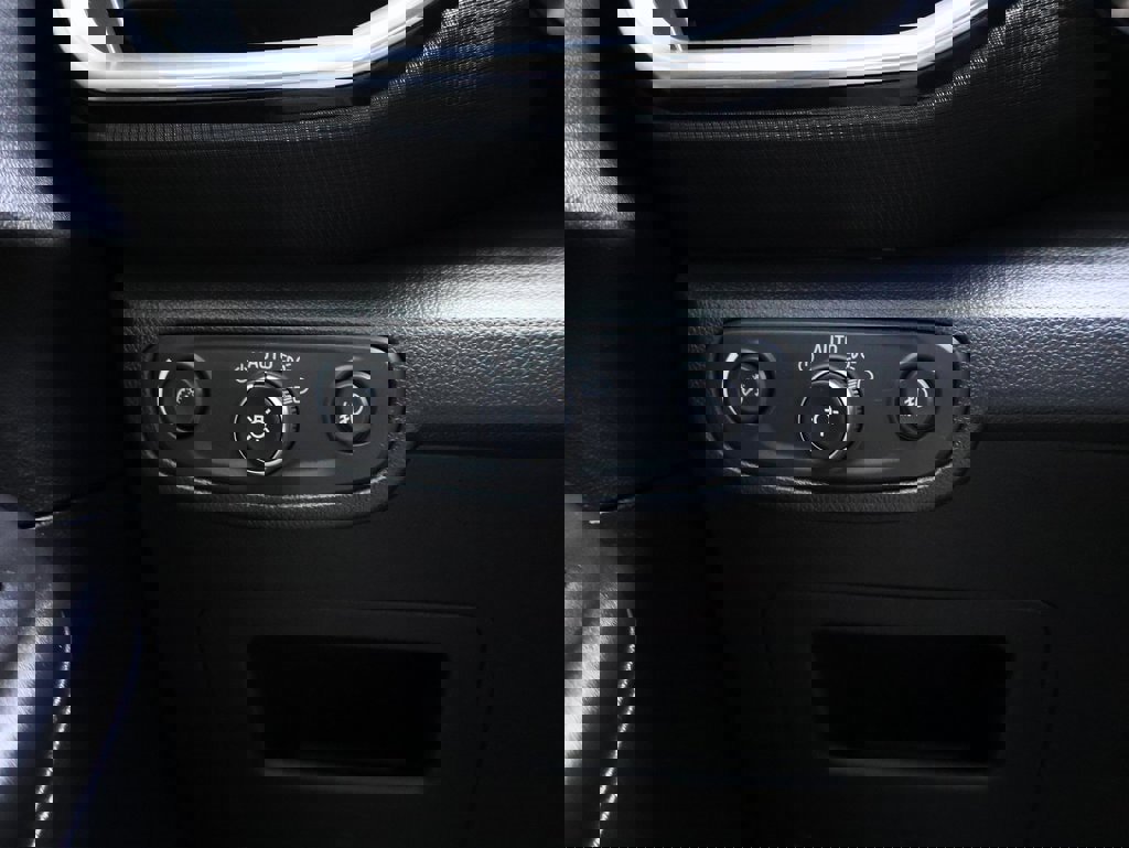 Used 2022 Chevrolet TrailBlazer LT w/ Driver Confidence Package image 31