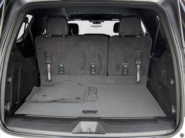 Used 2023 Chevrolet Suburban LS image 6